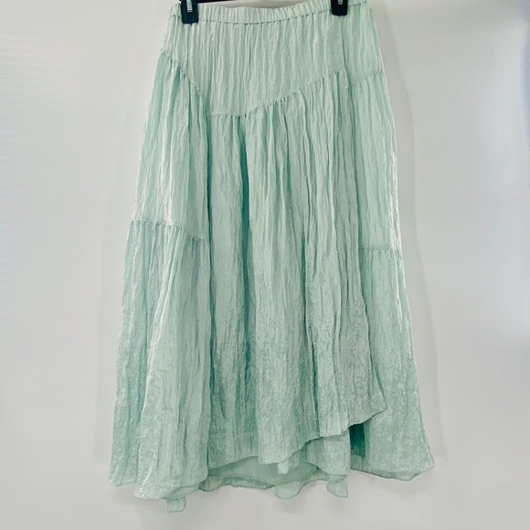 Vince Asymmetric Crinkle Mint Blue Midi Crinkle Skirt NWT Size Medium MSRP $325 - Picture 15 of 15